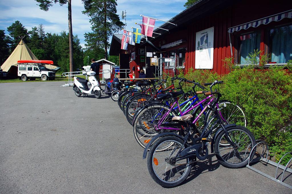 Hotel Lits Camping, Stugby Och Kanot Zewnętrze zdjęcie